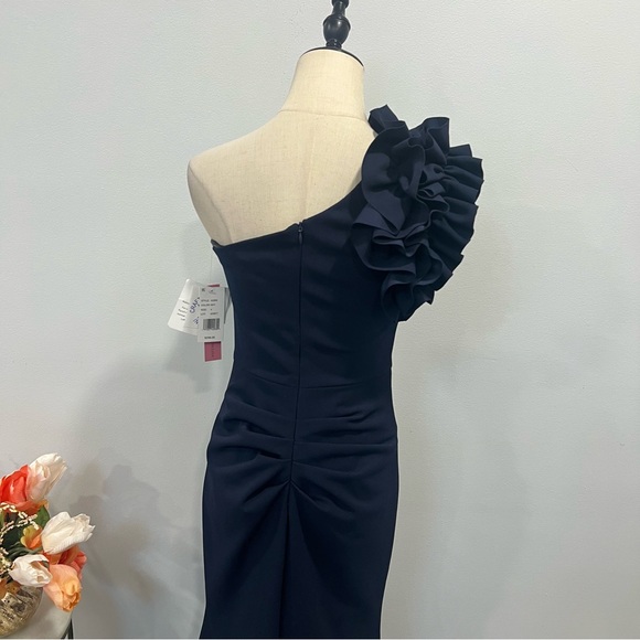 Aqua Brand Navy Blue Ruffled One Shoulder Maxi Formal Evening Gown - Reemoly - Picture 8 of 13